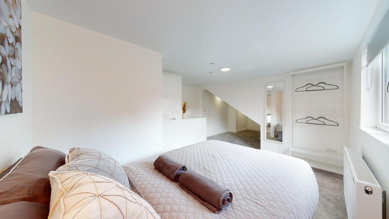 Cozee Apartments, Cardiff City Centre ภายนอก รูปภาพ